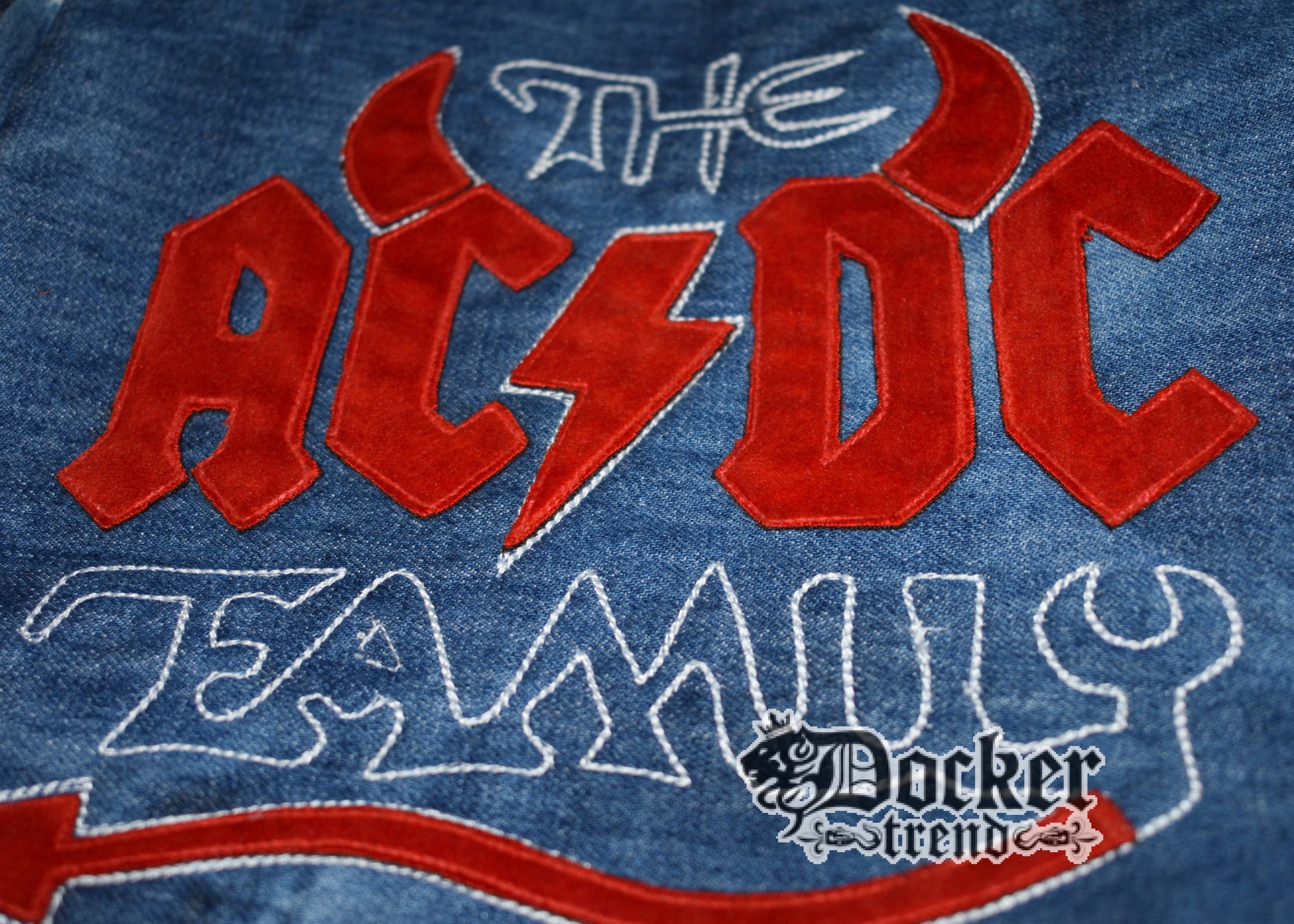 сумка с логотипом «AD/DC Family»